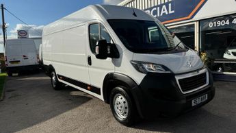 Peugeot Boxer 2.2 BlueHDi L4 H2 Professional Van 140ps