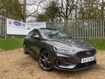 Ford Focus 2.3 EcoBoost ST 5dr 280 ps 6spd £190 R Tax Pan Roof