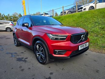 Volvo XC40 2.0 D4 [190] R DESIGN 5dr AWD Geartronic