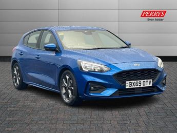 Ford Focus   1.5 L   EcoBoost ST-Line 5dr 6Spd 150PS