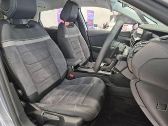 Citroen C4 X 1.2 PureTech MHEV MAX Fastback e-DSC Euro 6 (s/s) 4dr