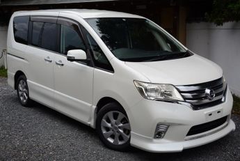 Nissan Serena HWS 2.0i Auto