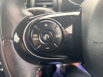 Mini Hatchback 1.5 Cooper Exclusive II 3dr Full Mini Service History