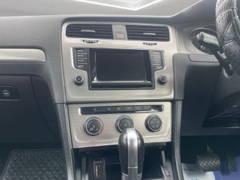 Volkswagen Golf 1.6 TDI 105 SE 5dr DSG