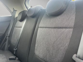 Kia Picanto 1.0 65 1 Air 5dr