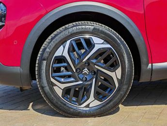 Citroen C4 X 1.2 PureTech MAX Fastback EAT8 Euro 6 (s/s) 4dr