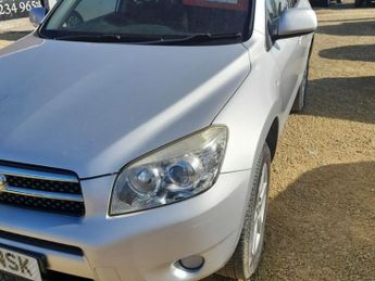 Toyota RAV4 2.0 VVT-i XT-R 5dr
