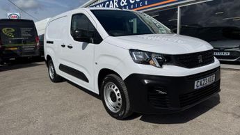 Peugeot Partner 950 1.5 BlueHDi 100 Professional Premium + Van