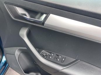 Skoda Karoq 1.5 TSI SE 5dr