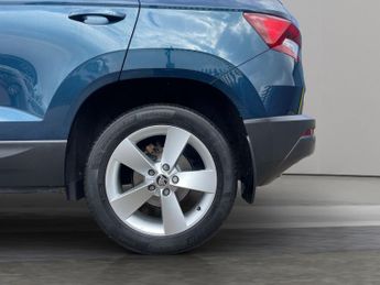Skoda Karoq 1.5 TSI SE 5dr