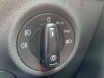Skoda Karoq 1.5 TSI SE 5dr