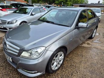 Mercedes C Class C180 BlueEFFICIENCY Executive SE 4dr Auto