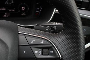 Audi Q3 1.5 TFSI CoD 35 Vorsprung S Tronic Euro 6 (s/s) 5dr