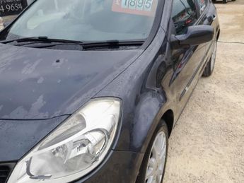 Renault Clio 1.2 TCE Dynamique 5dr