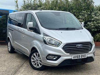 Ford Tourneo 2.0 EcoBlue 130ps L2 H1 9 Seater Titanium