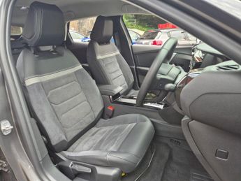 Citroen e-C4 50kWh MAX Auto 5dr (7.4kW Charger)