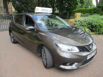 Nissan Qashqai 1.2 av Bluetooth Alloys Panoramic Roof