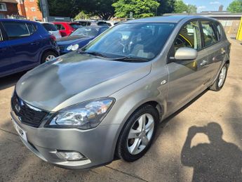Kia Ceed 1.6 2 5dr [6]