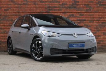 Volkswagen ID.3 Pro Performance 58kWh Life Auto 5dr