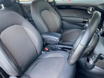 Mini Hatchback 1.5 One Classic 3dr Auto
