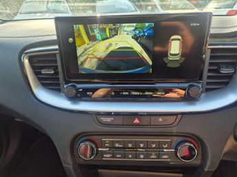 Kia Ceed 1.6 GDi PHEV 3 5dr DCT
