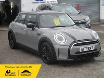 MINI Hatch 1.5 Cooper Classic 5dr