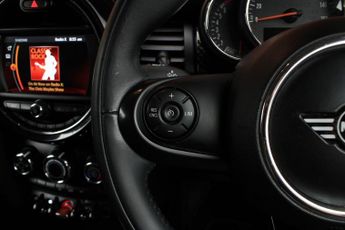 Mini Hatchback 2.0 Cooper S Classic Steptronic Euro 6 (s/s) 3dr