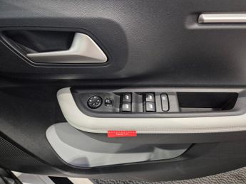 Citroen e-C3 Standard Range 44kWh MAX Auto 5dr (7.4kW Charger)