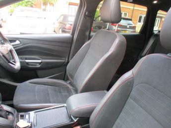 Ford Kuga 1.5 EcoBoost 182 ST-Line X 5dr Auto SH Nav Leather Pan  Roof