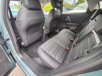 Citroen e-C4 50kWh Shine Plus Auto 5dr (7.4kW Charger)