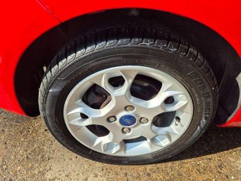 Ford Fiesta 1.4 Zetec 5dr Auto
