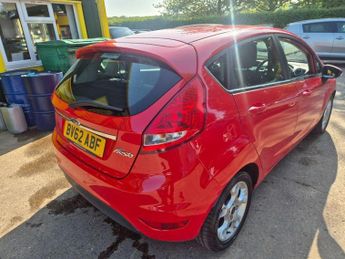 Ford Fiesta 1.4 Zetec 5dr Auto