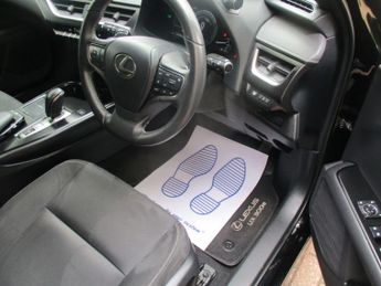 Lexus Ux 300e 150kW 54.3 kWh 5dr E-CVT Low Mileage BluetoothSH