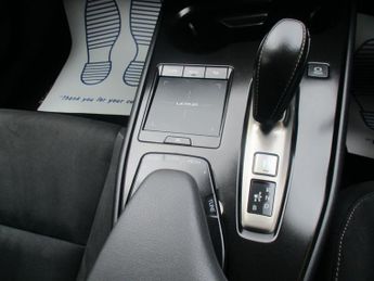Lexus Ux 300e 150kW 54.3 kWh 5dr E-CVT Low Mileage BluetoothSH