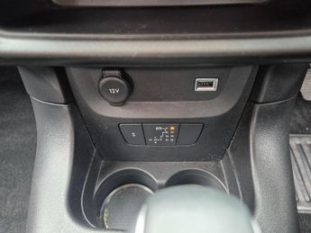 Citroen C3 1.2 PureTech Shine Plus EAT6 Euro 6 (s/s) 5dr