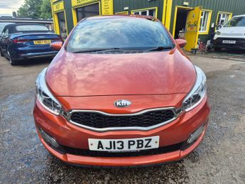 Kia Ceed 1.6 CRDi EcoDynamics SE Euro 5 (s/s) 3dr