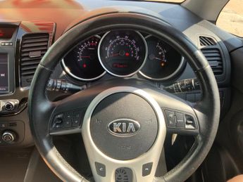 Kia Venga 1.6 3 5dr Auto [6]