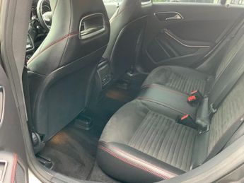 Mercedes-Benz CLA CLA 200d AMG Line 4dr Tip Auto