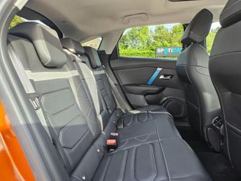 Citroen e-C4 50kWh Shine Plus Auto 5dr