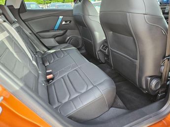 Citroen e-C4 50kWh Shine Plus Auto 5dr