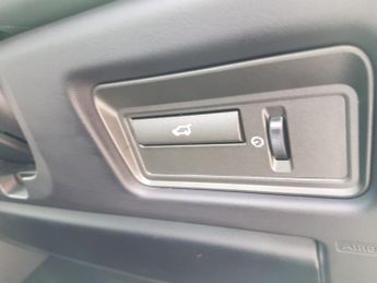 Land Rover Range Rover Evoque 2.2 SD4 Prestige 5dr Auto