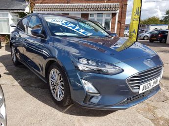 Ford Focus 1.0 EcoBoost Hybrid mHEV 125 Titanium X Ed 5dr