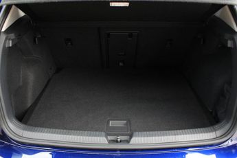 Volkswagen Golf 1.5 eTSI MHEV Style DSG Euro 6 (s/s) 5dr