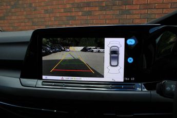 Volkswagen Golf 1.5 eTSI MHEV Style DSG Euro 6 (s/s) 5dr