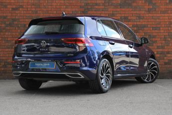 Volkswagen Golf 1.5 eTSI MHEV Style DSG Euro 6 (s/s) 5dr