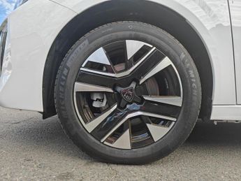 Peugeot e-208 50kWh Allure Auto 5dr (7.4kW Charger)