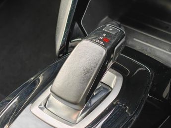 Peugeot e-208 50kWh GT Premium Auto 5dr