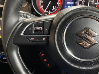 Suzuki Swift 1.2 Dualjet 83 12V Hybrid SZ5 5dr Auto