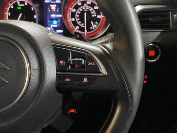 Suzuki Swift 1.2 Dualjet 83 12V Hybrid SZ5 5dr Auto