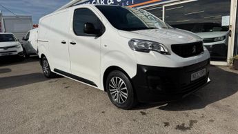 Peugeot Expert 1200 75kWh Professional Standard Panel Van Auto MWB 6dr